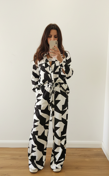 Charlie Abstract Mono Print Oversized Shirt